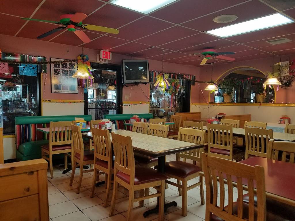 Bees Mexican Restaurant & Bakery | restaurant | 808 Lockhill Selma Rd, San Antonio, TX 78213, USA | 2103421886 OR +1 210-342-1886