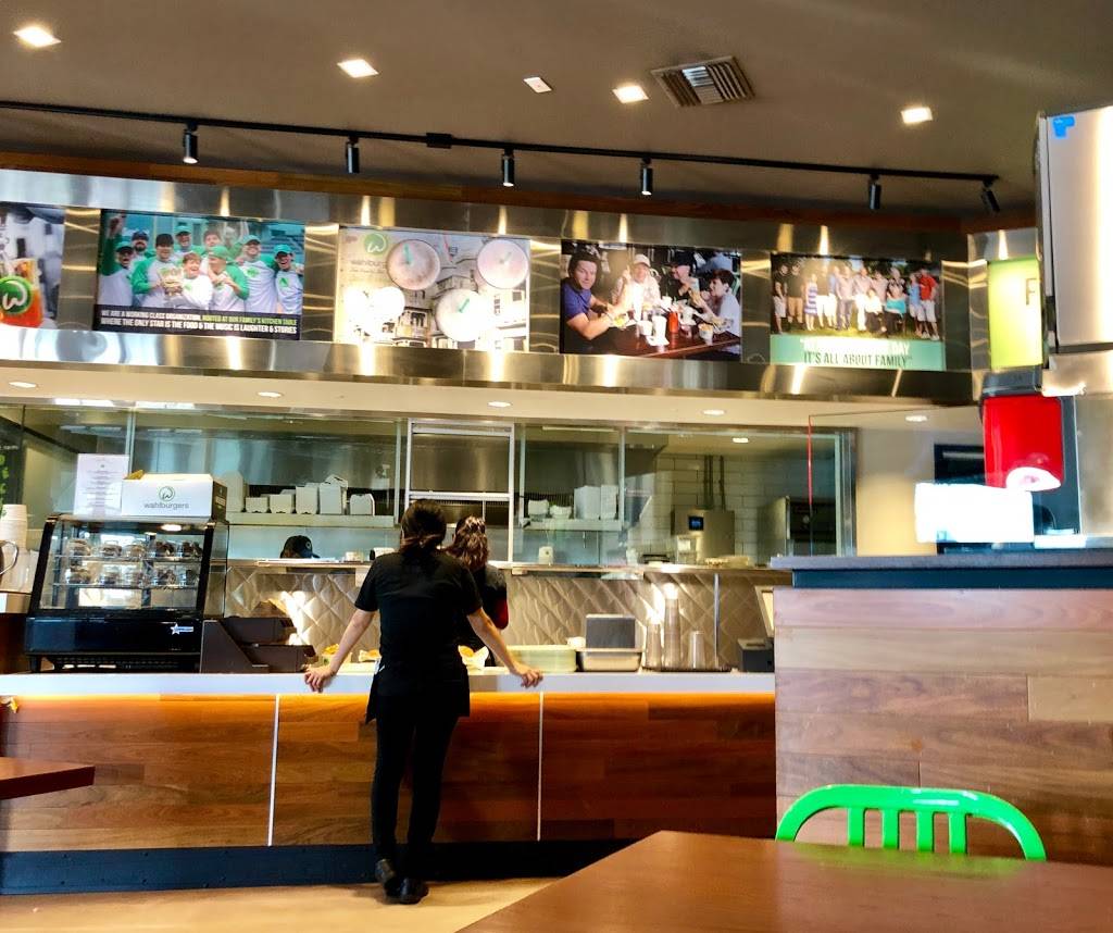 Wahlburgers | restaurant | 8615 Sunset Blvd, West Hollywood, CA 90069, USA | 4242763160 OR +1 424-276-3160