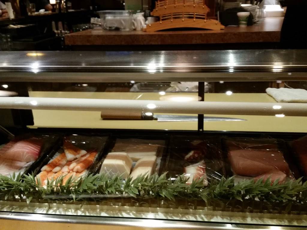 Finn & Porter - Alexandria Restaurant | restaurant | 5000 Seminary Rd, Alexandria, VA 22314, USA | 7033792346 OR +1 703-379-2346