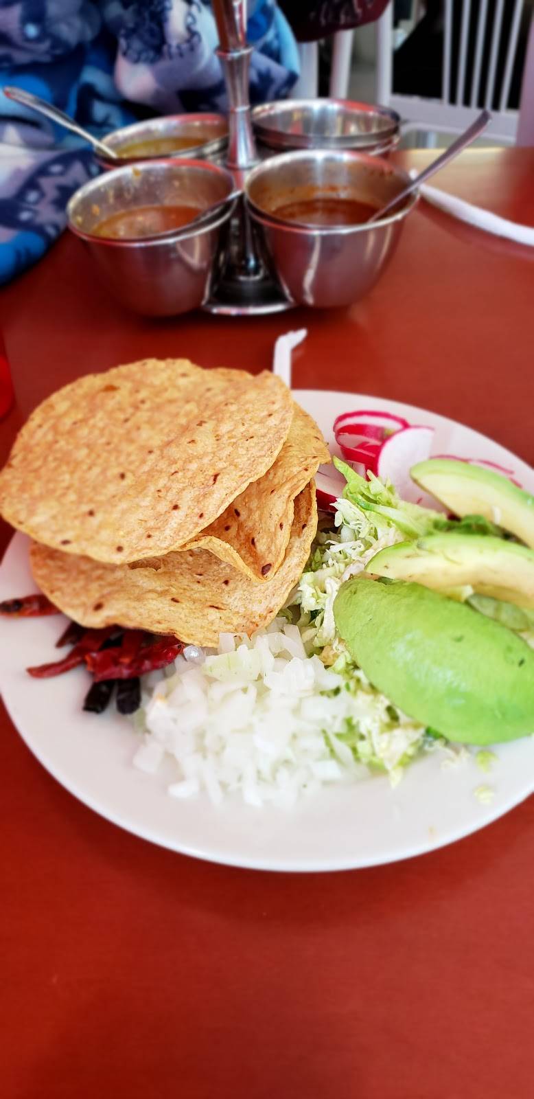 Birrieria Aguascalientes | restaurant | 5756 W Belmont Ave, Chicago, IL 60634, USA | 7736374747 OR +1 773-637-4747