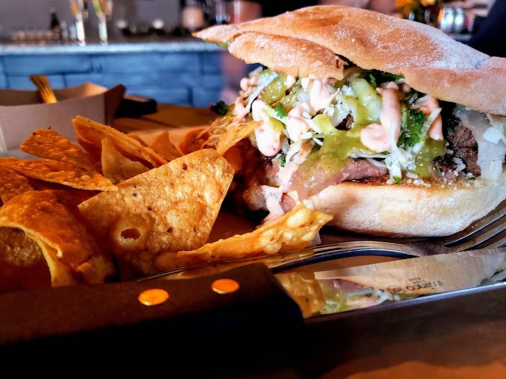 Dia De Los Puercos | restaurant | 115 W 2nd St, Pomona, CA 91766, USA | 9094696992 OR +1 909-469-6992