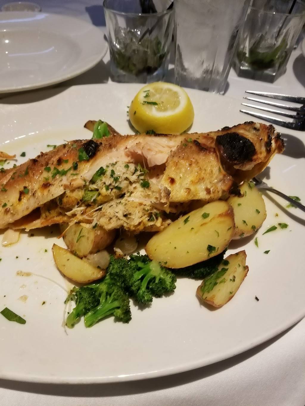 240 Union Restaurant | restaurant | 240 Union Blvd, Lakewood, CO 80228, USA | 3039893562 OR +1 303-989-3562