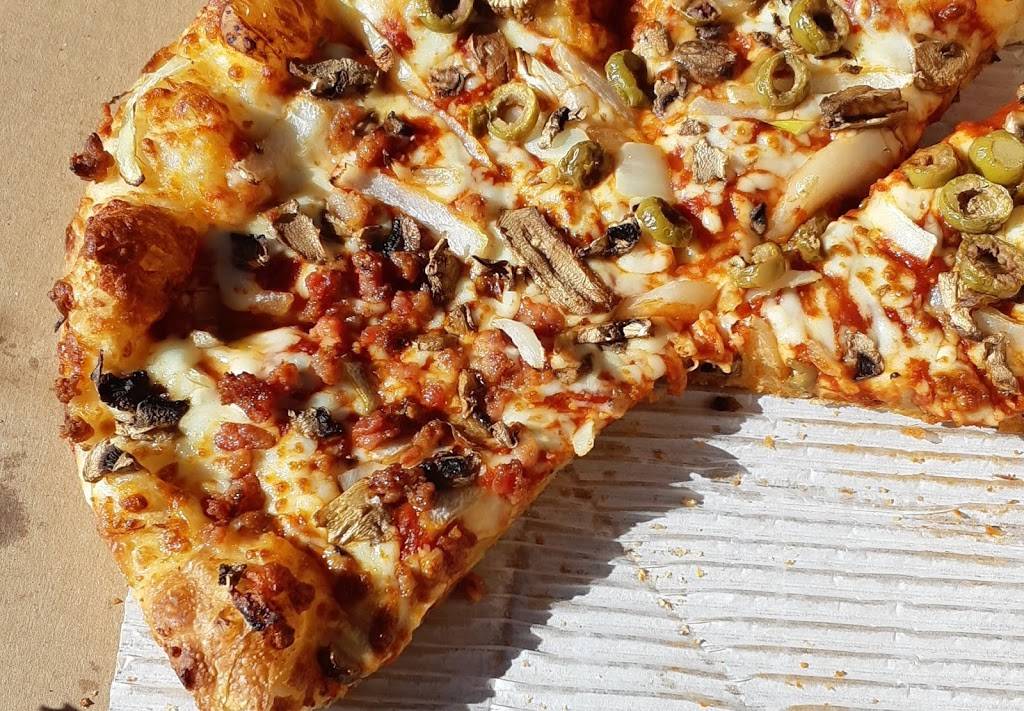 Dominos Pizza | meal delivery | 1774 Lansdowne St W, Peterborough, ON K9K 1R5, Canada | 7057757575 OR +1 705-775-7575