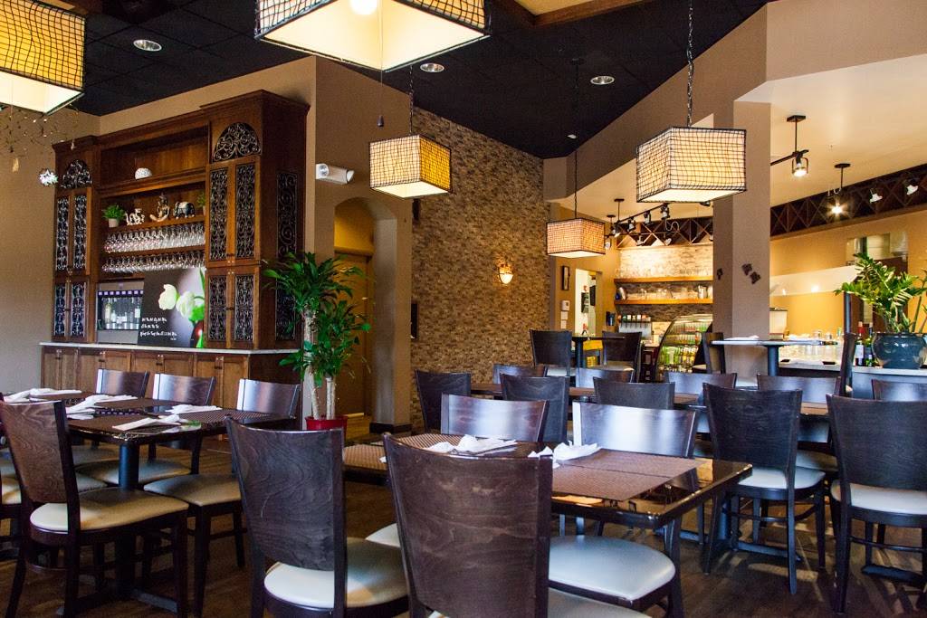 Singha Thai Viet Restaurant | restaurant | 8787 N 56th St, Temple Terrace, FL 33617, USA | 8134426631 OR +1 813-442-6631