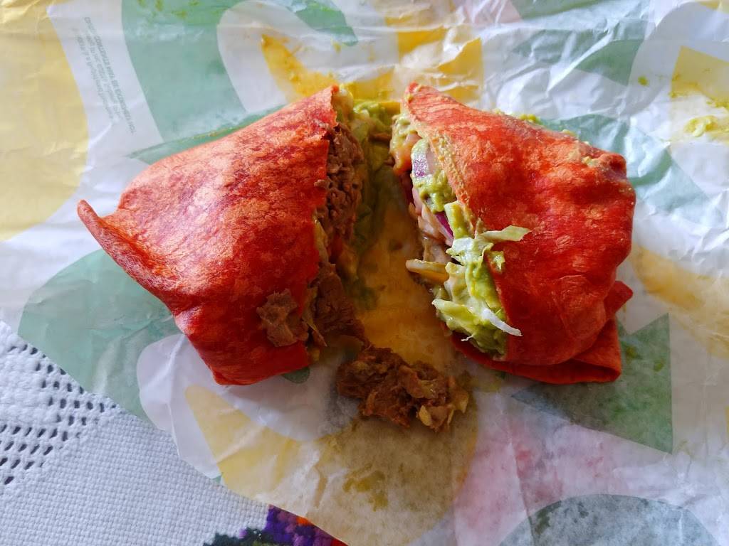 Subway | restaurant | 2050 E Pleasant Valley Rd Unit C, Oxnard, CA 93033, USA | 8059868847 OR +1 805-986-8847