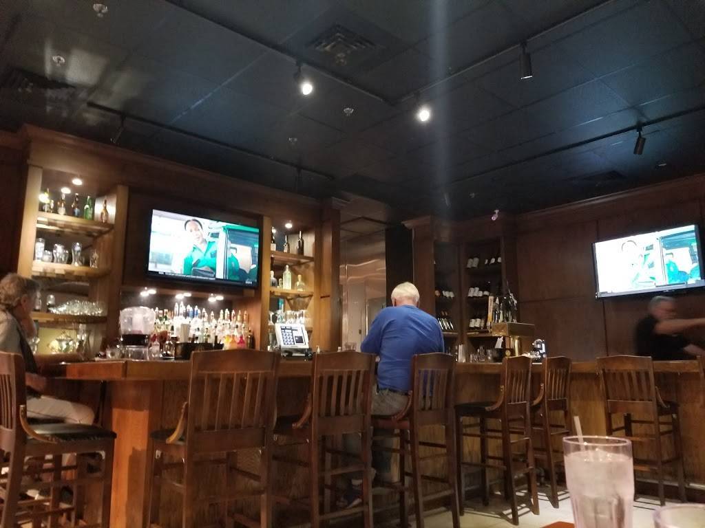 Arrabiatas Italian Restaurant | restaurant | 8260 Jog Rd, Boynton Beach, FL 33472, USA | 5613363862 OR +1 561-336-3862