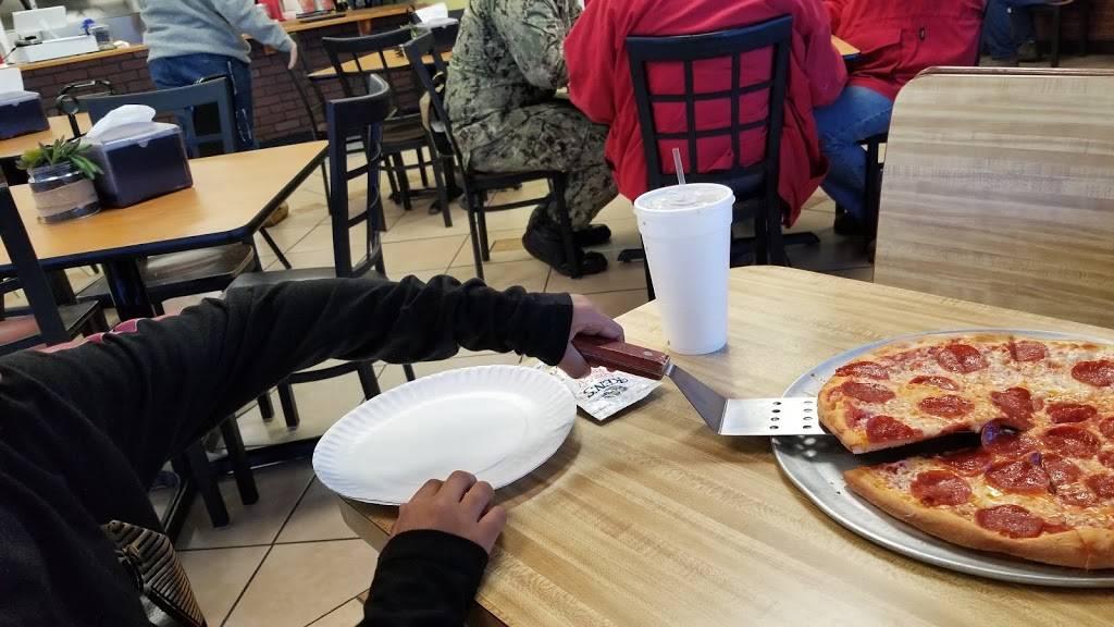 New York Pizza Ocean Springs | restaurant | 1630 Bienville Blvd, Ocean Springs, MS 39564, USA | 2288721677 OR +1 228-872-1677