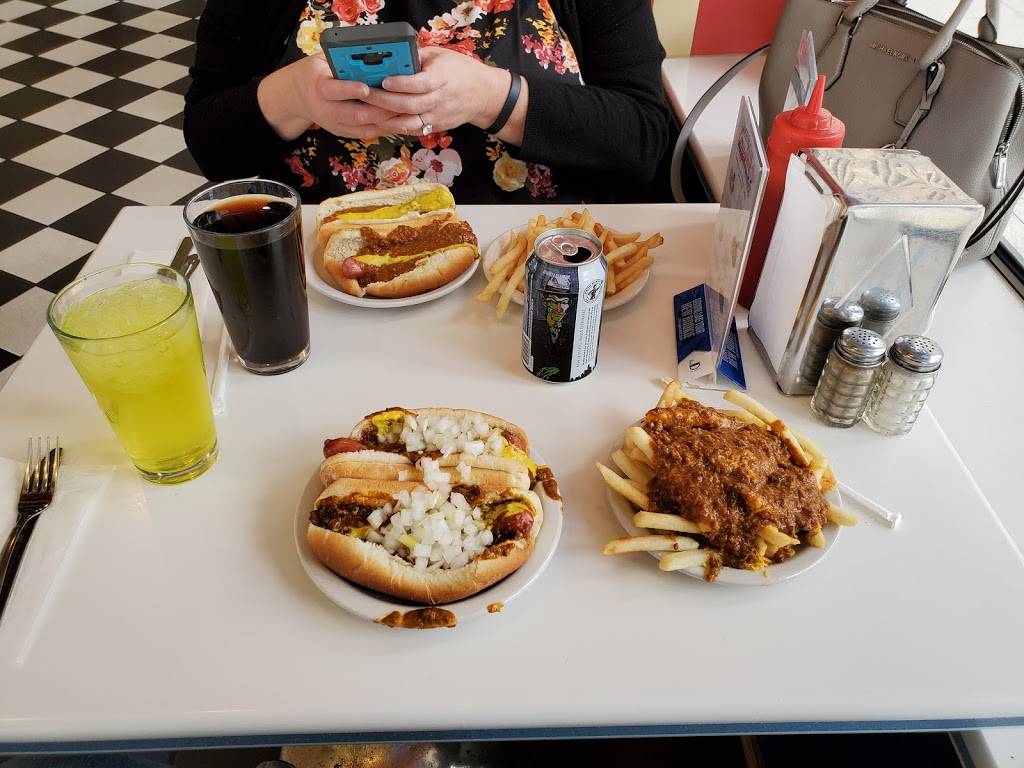 American Coney Island | restaurant | 114 W Lafayette Blvd, Detroit, MI 48226, USA | 3139617758 OR +1 313-961-7758