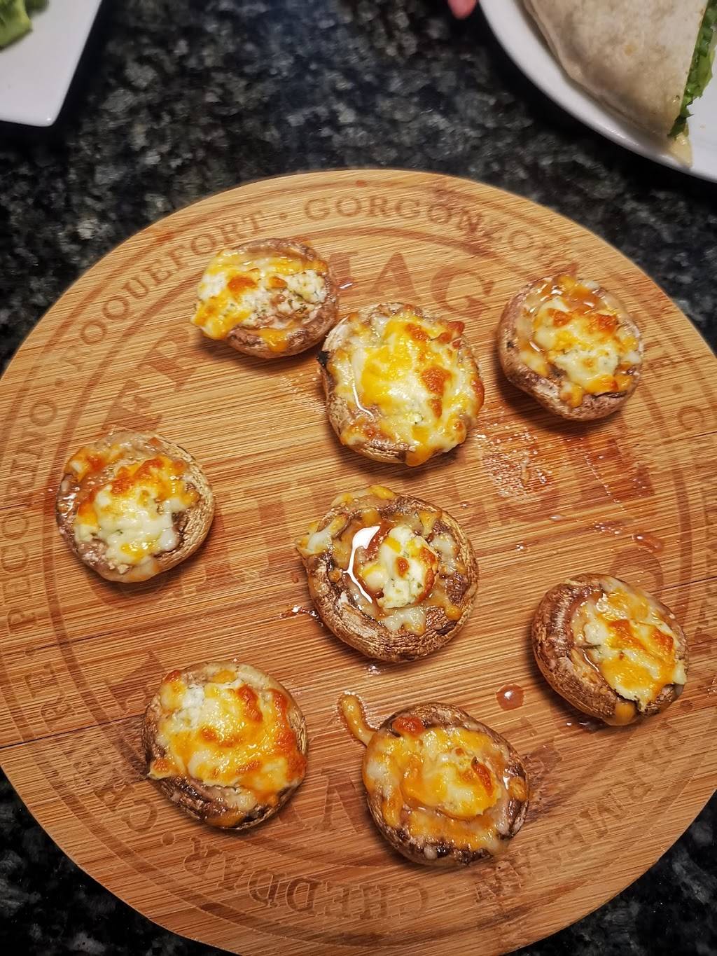 2 Rivers | restaurant | 25 Grand River St N, Paris, ON N3L 2L9, Canada | 5194423233 OR +1 519-442-3233