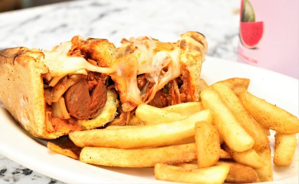 Little Italy Deli & Trattoria | restaurant | 13850 Braddock Rd E, Centreville, VA 20121, USA | 7038303354 OR +1 703-830-3354