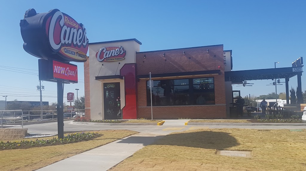 Raising Canes Chicken Fingers | restaurant | 5302 McPherson Rd, Laredo, TX 78041, USA | 9565230697 OR +1 956-523-0697