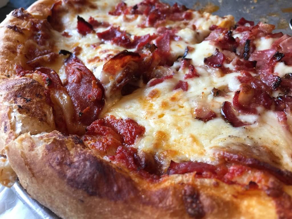 Restaurant Casa Vertoudos | restaurant | 5 Boul Henri-Bourassa O, Montréal, QC H3L 1M6, Canada | 5143312233 OR +1 514-331-2233