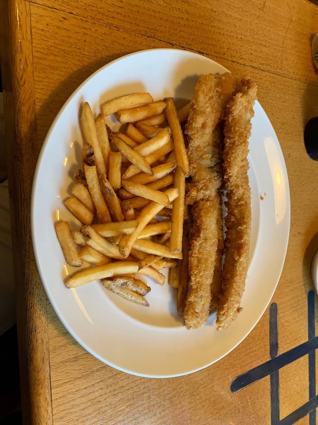 Saras Family Restaurant | restaurant | 5792 Coventry Ln, Fort Wayne, IN 46804, USA | 2604364185 OR +1 260-436-4185