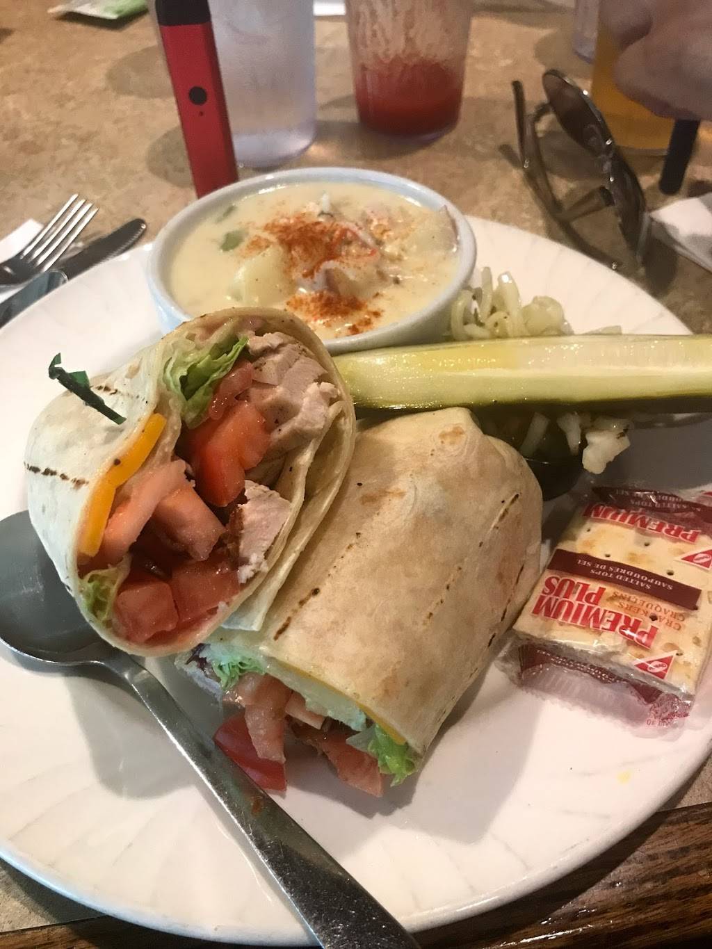 Kristys Restaurant | restaurant | 809 Richmond Rd, Ottawa, ON K2A 0G7, Canada | 6137222336 OR +1 613-722-2336