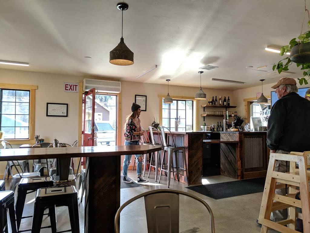 The Station - A Truckee Eatery | restaurant | 10130 W River St, Truckee, CA 96161, USA | 5305635285 OR +1 530-563-5285