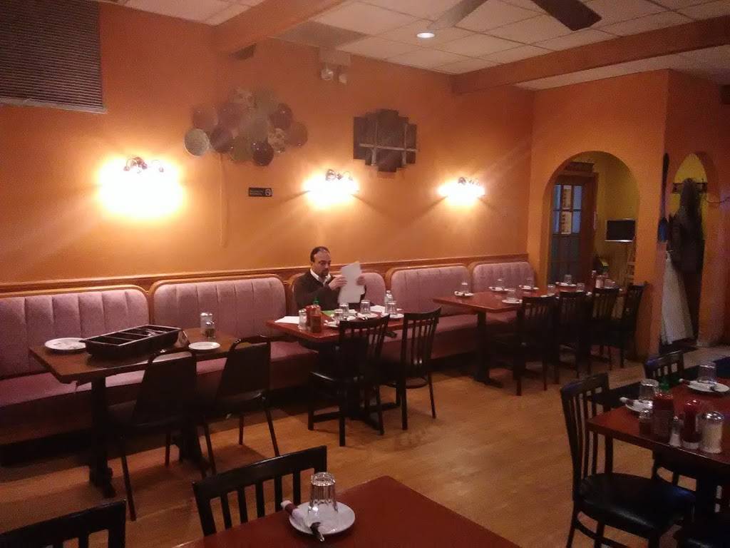 Kebab House | restaurant | 229 W Grand Ave, Bensenville, IL 60106, USA | 6304221477 OR +1 630-422-1477