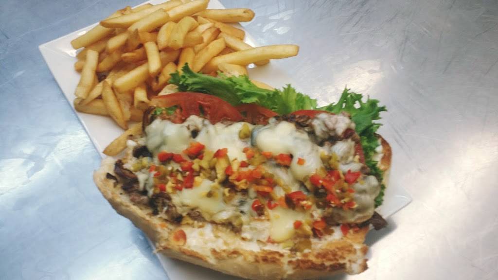 Ocho Rios Jerk Center | restaurant | 1240 Park Ave, Bridgeport, CT 06604, USA | 2033453442 OR +1 203-345-3442