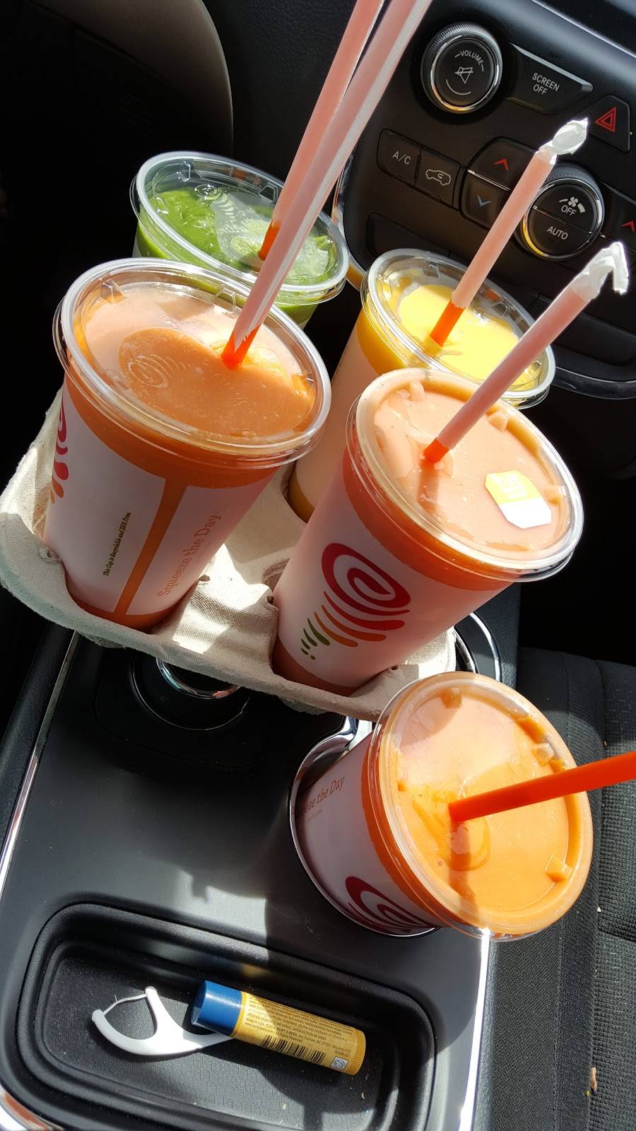 Jamba Hollywood Park | restaurant | 3401 W Century Blvd, Inglewood, CA 90303, USA | 3104128005 OR +1 310-412-8005