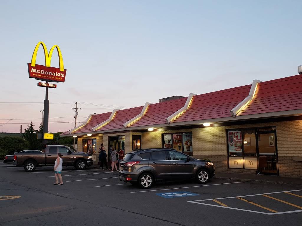 McDonalds | cafe | 158 Clinton Ave, Cortland, NY 13045, USA | 6077533402 OR +1 607-753-3402