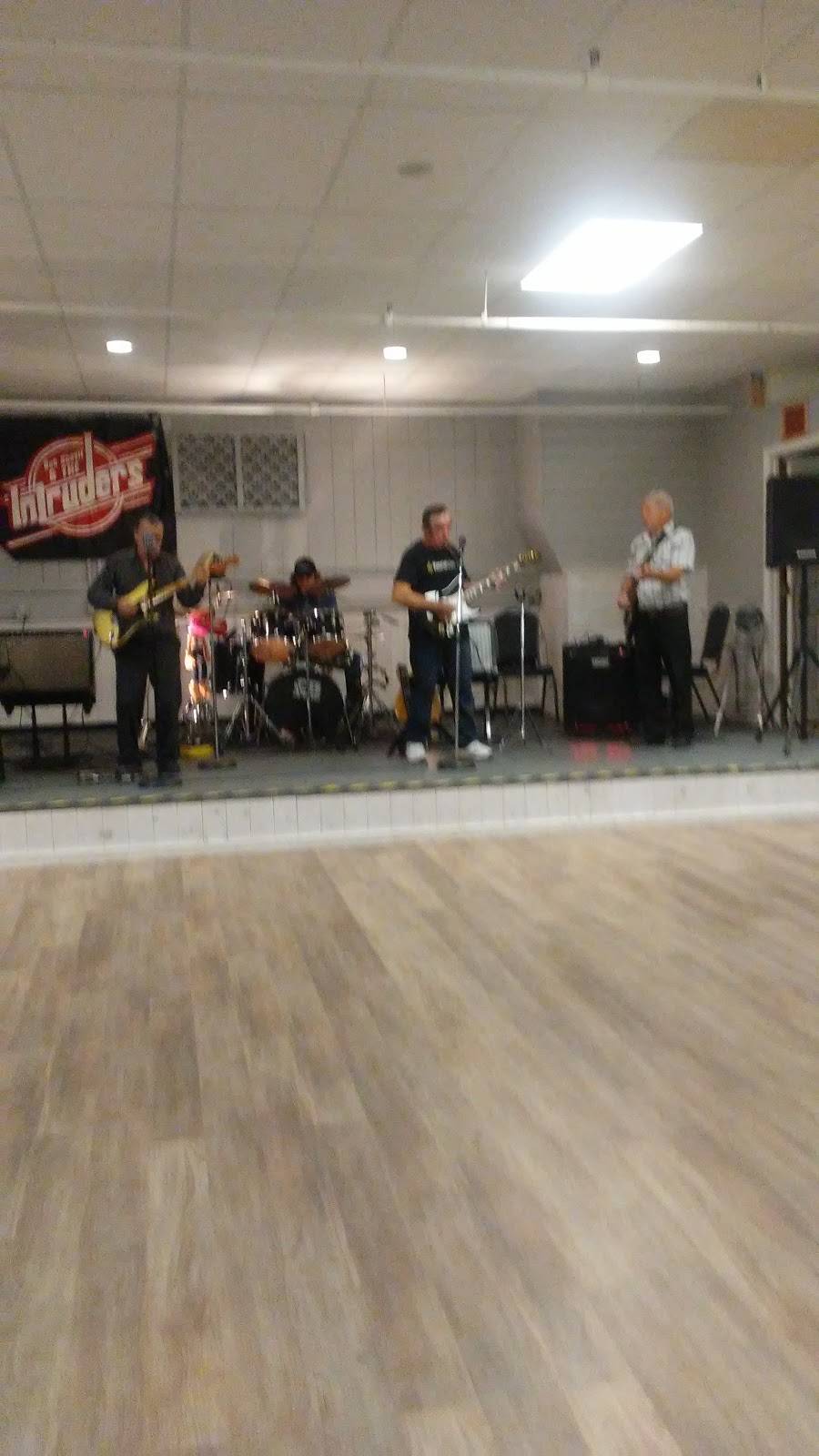 Time Out | restaurant | 30 Clisham Rd #1423, Brewer, ME 04412, USA | 2073077862 OR +1 207-307-7862