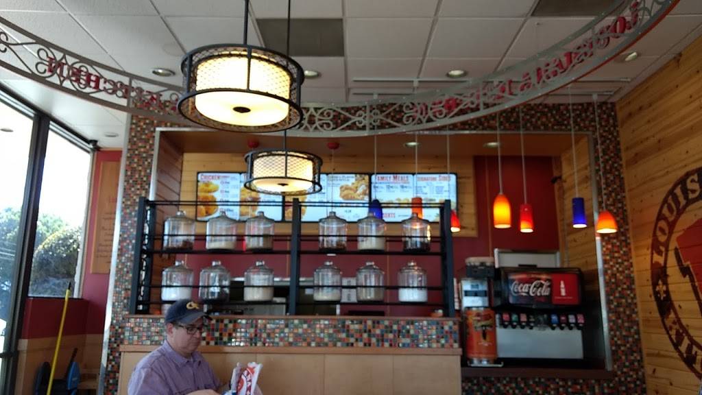 Popeyes Louisiana Kitchen | restaurant | 509 N Hollywood Way, Burbank, CA 91505, USA | 8189532831 OR +1 818-953-2831