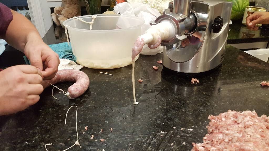 Dunkin | bakery | 619 Broadway, Malden, MA 02148, USA | 7813226137 OR +1 781-322-6137