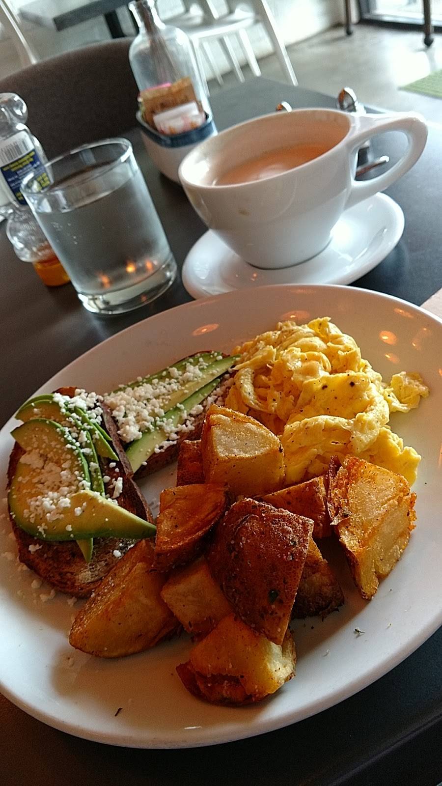 Woodbar | cafe | 3939 Montrose Blvd, Houston, TX 77006, USA | 7135286848 OR +1 713-528-6848