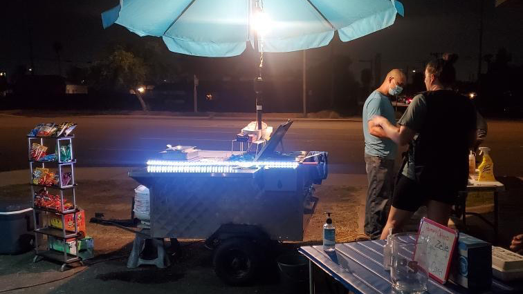 809 Hotdogs | restaurant | 819 N 7th Ave, Phoenix, AZ 85003, USA | 6027832235 OR +1 602-783-2235