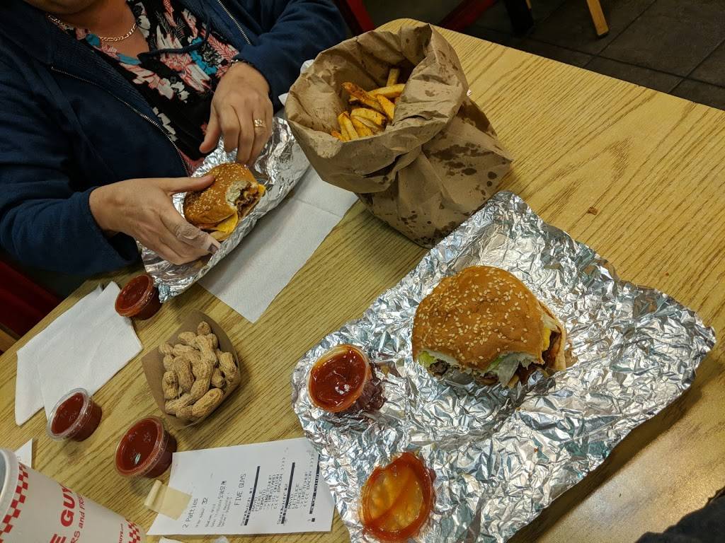 Five Guys | meal takeaway | 7945 Haven Ave, Rancho Cucamonga, CA 91730, USA | 9099419055 OR +1 909-941-9055