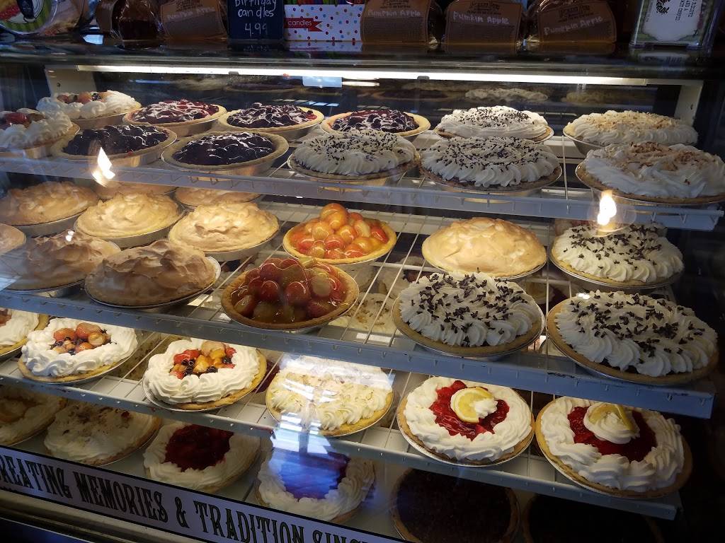 Pollys Pies Restaurant & Bakery | bakery | 3464 Katella Ave, Los Alamitos, CA 90720, USA | 5624304541 OR +1 562-430-4541