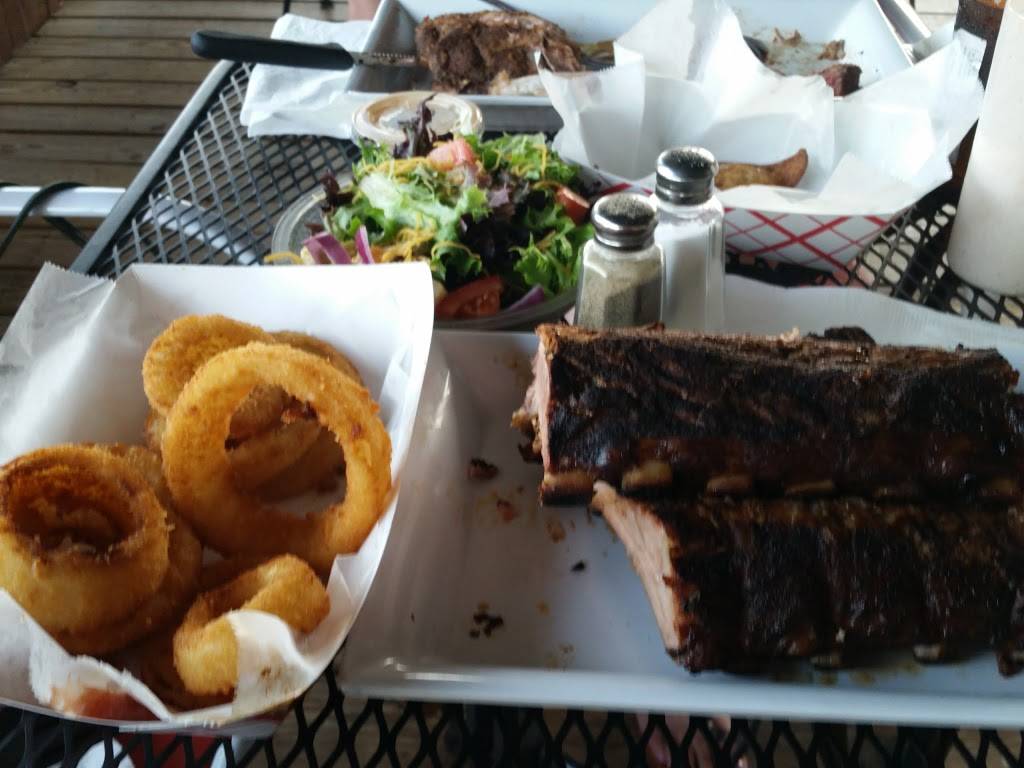 Hogs Hollow Saloon | restaurant | 1459 PA-93, Berwick, PA 18603, USA | 5705204059 OR +1 570-520-4059