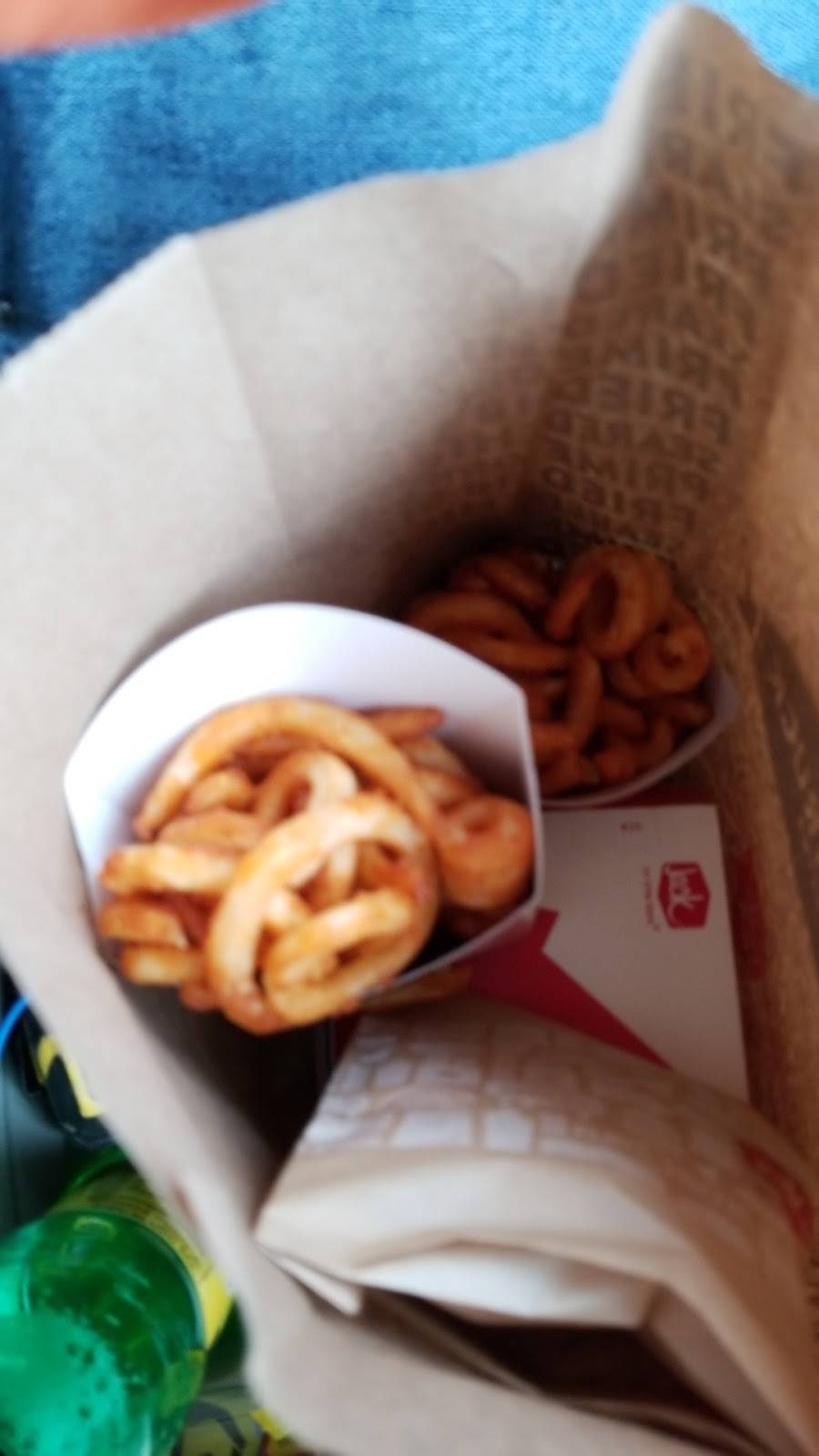 Jack in the Box | restaurant | 4201 S Kingshighway Blvd, St. Louis, MO 63109, USA | 3143510952 OR +1 314-351-0952