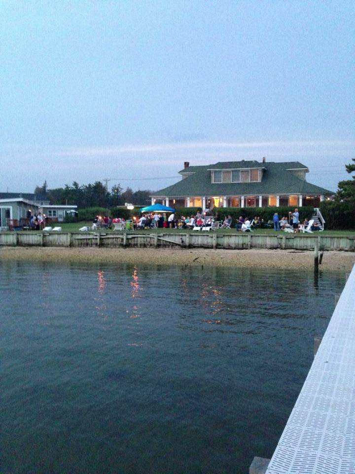 The Inn Spot on the Bay | restaurant | 32 Lighthouse Rd, Hampton Bays, NY 11946, USA | 6317281200 OR +1 631-728-1200