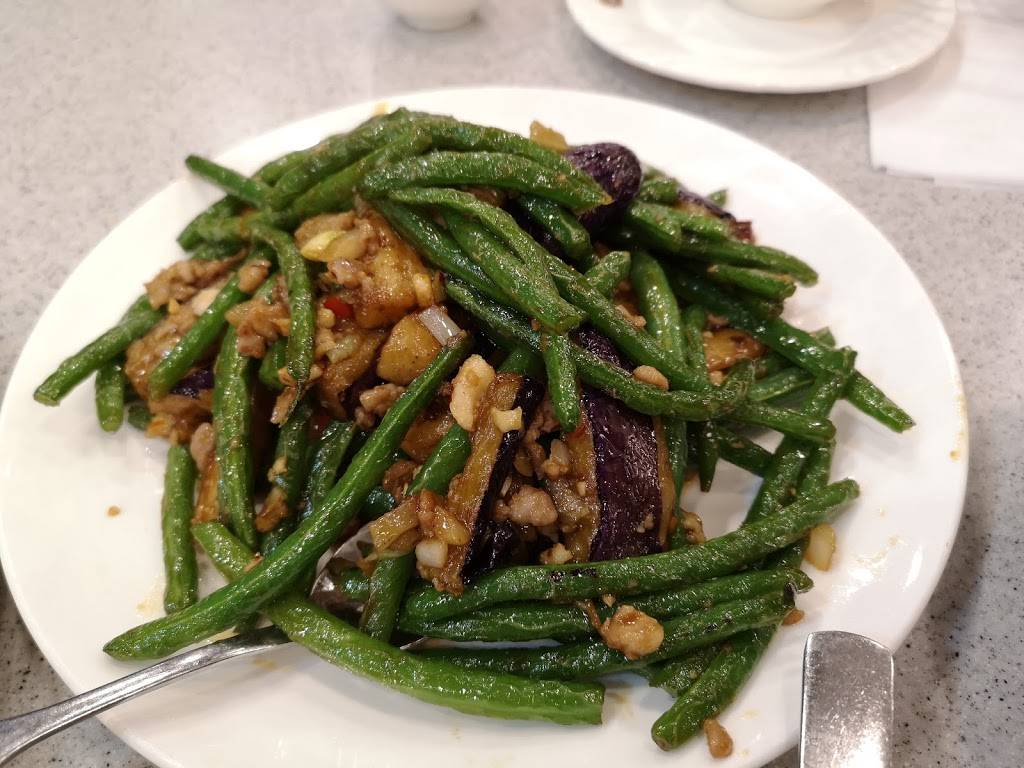 Golden Lion Fusion Restaurant | restaurant | 539 Bur Oak Ave, Markham, ON L6C 3E5, Canada | 9058886789 OR +1 905-888-6789