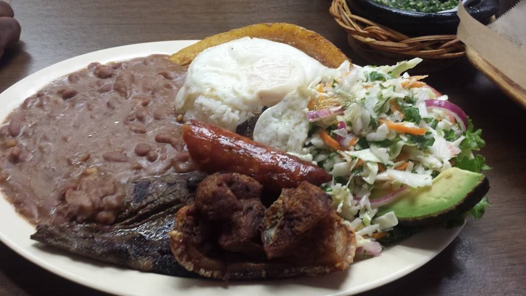 Sabor Latino Juice Land | restaurant | 2324 S Collins St, Arlington, TX 76014, USA | 8178600500 OR +1 817-860-0500