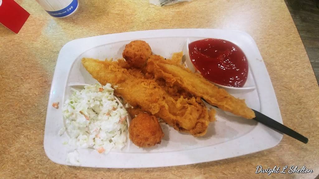 Captain Ds | restaurant | 9335 Kingston Pike, Knoxville, TN 37922, USA | 8656946036 OR +1 865-694-6036