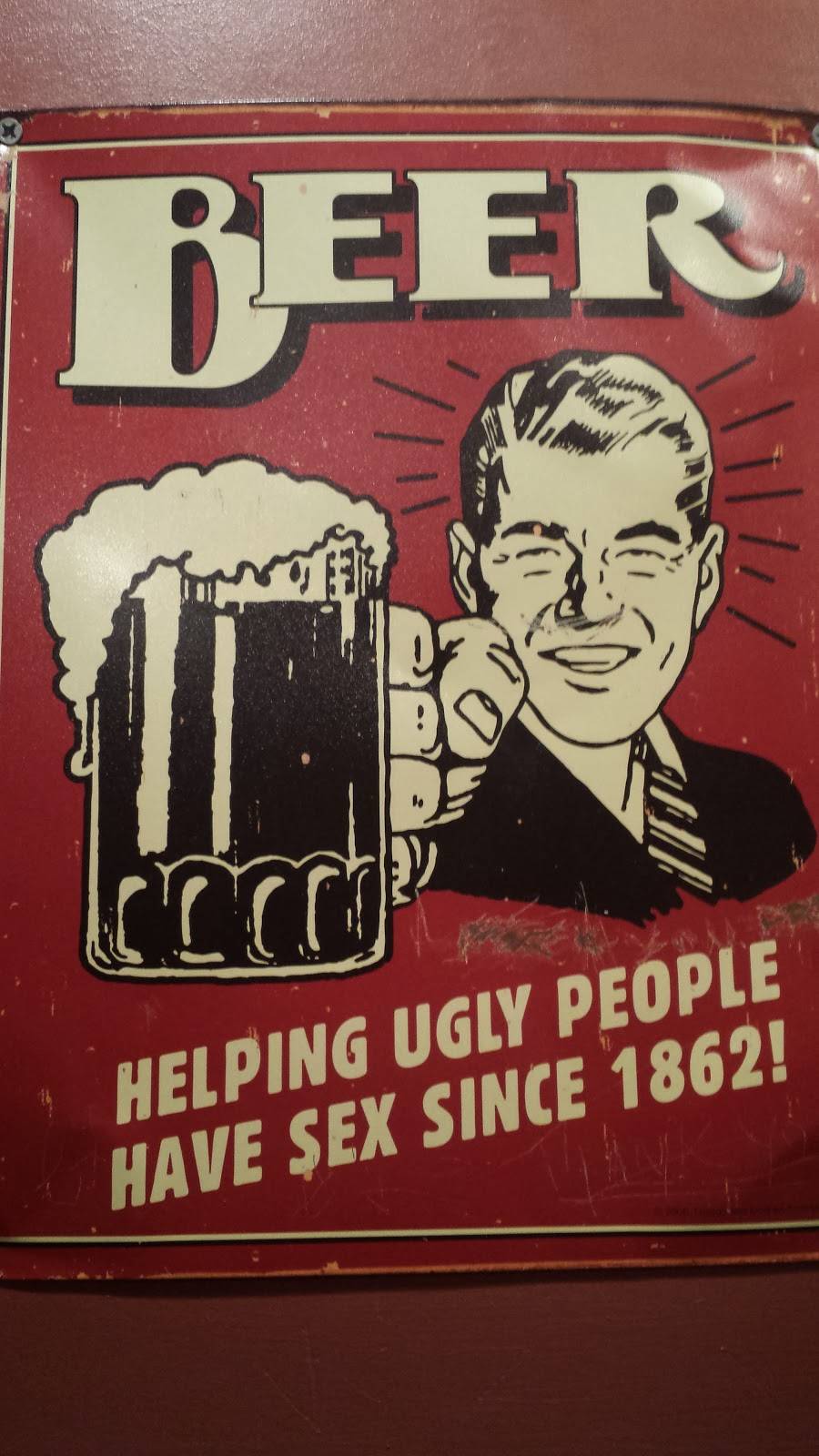 Caseys | restaurant | 173 Broadway, Somerville, MA 02145, USA | 6176255195 OR +1 617-625-5195