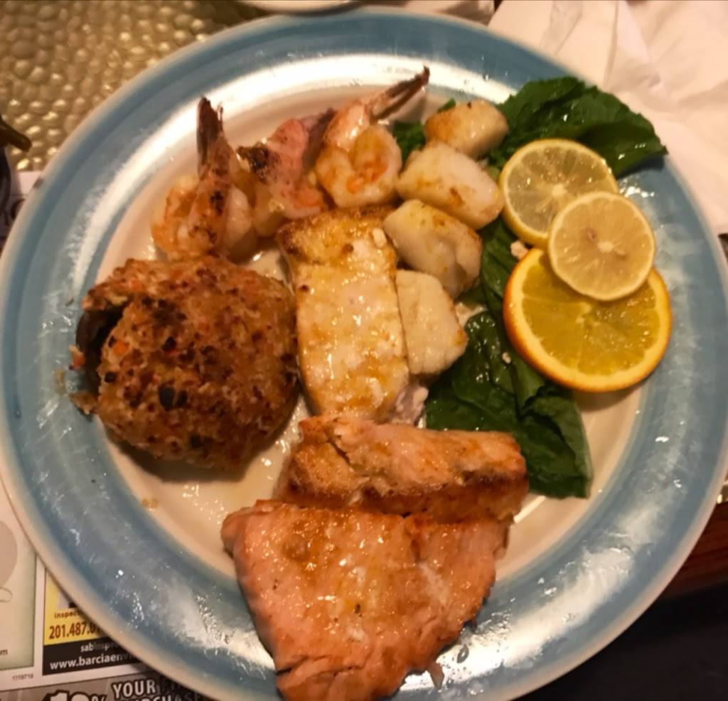 Six Brothers Diner | restaurant | 475 Clove Rd, Little Falls, NJ 07424, USA | 9732562510 OR +1 973-256-2510