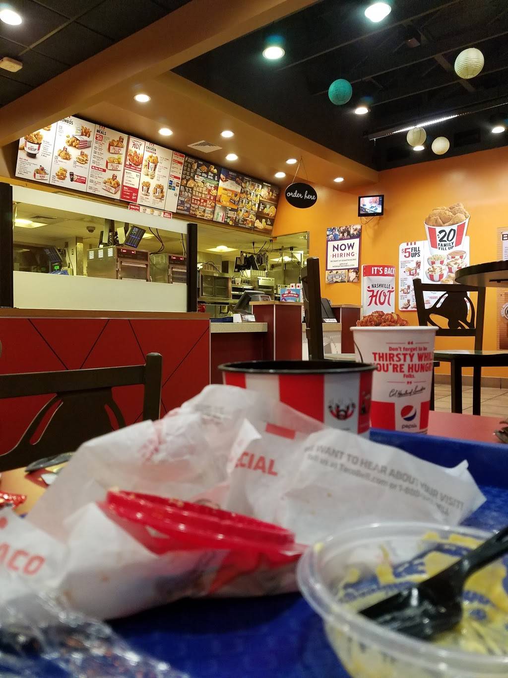 Taco Bell | meal takeaway | 203 King St, Northampton, MA 01060, USA | 4135820271 OR +1 413-582-0271