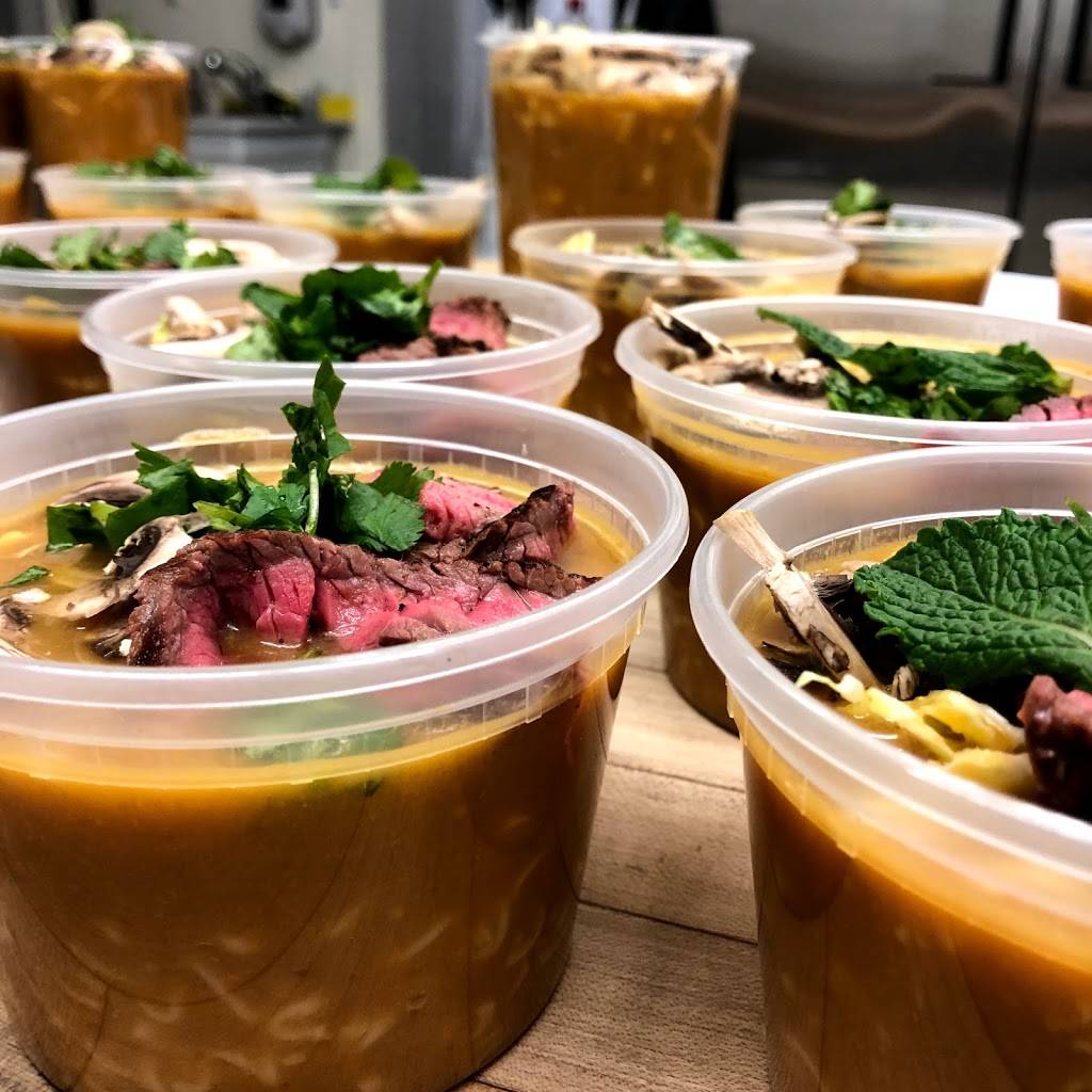 Chic Chic Marketplace | meal takeaway | 3937, 970 Wyoming Ave, Forty Fort, PA 18704, USA | 5702830813 OR +1 570-283-0813