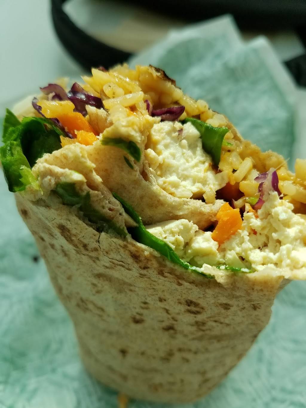 Freshii | restaurant | 6850 Airport Blvd W #5, Sacramento, CA 95837, USA | 9165680999 OR +1 916-568-0999