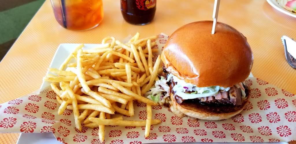 Lucilles Smokehouse Bar-B-Que | restaurant | 6628 Lonetree Blvd, Rocklin, CA 95765, USA | 9167807427 OR +1 916-780-7427