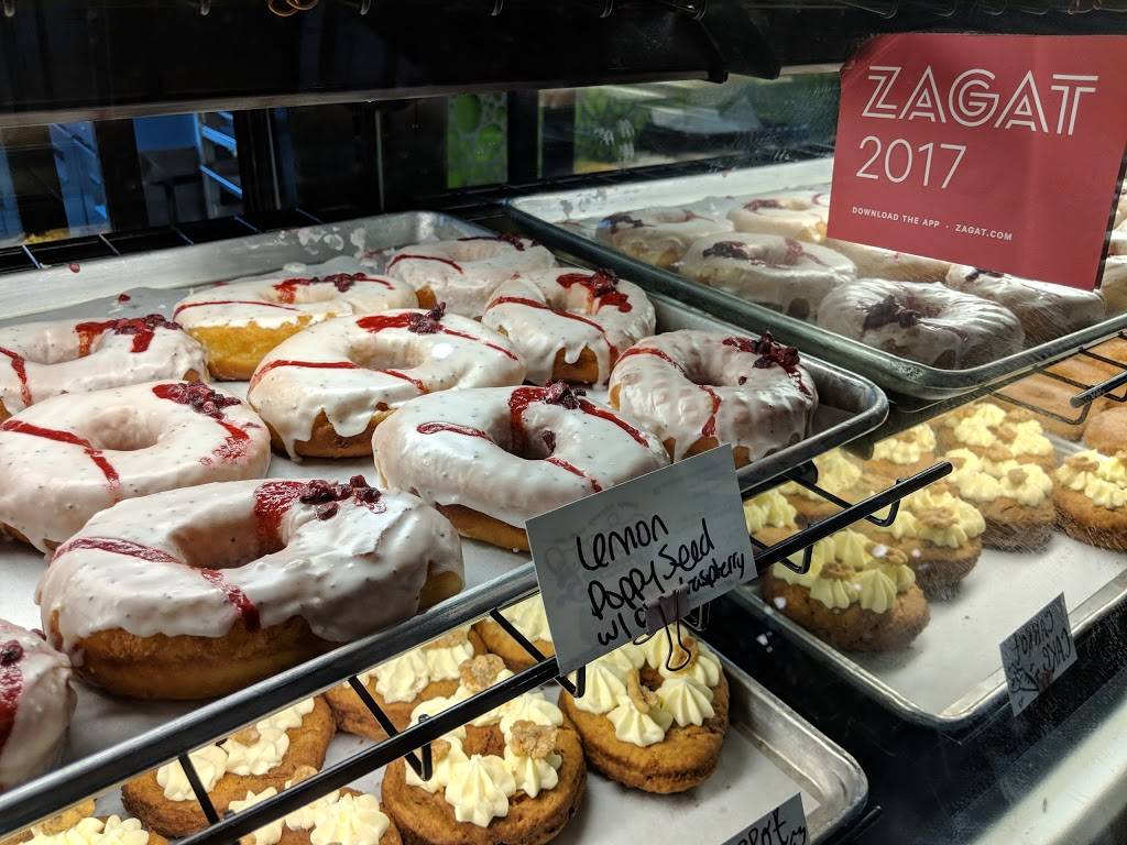 Glazed & Confuzed Donuts | bakery | 2501 Dallas St, Aurora, CO 80010, USA | 3035249637 OR +1 303-524-9637