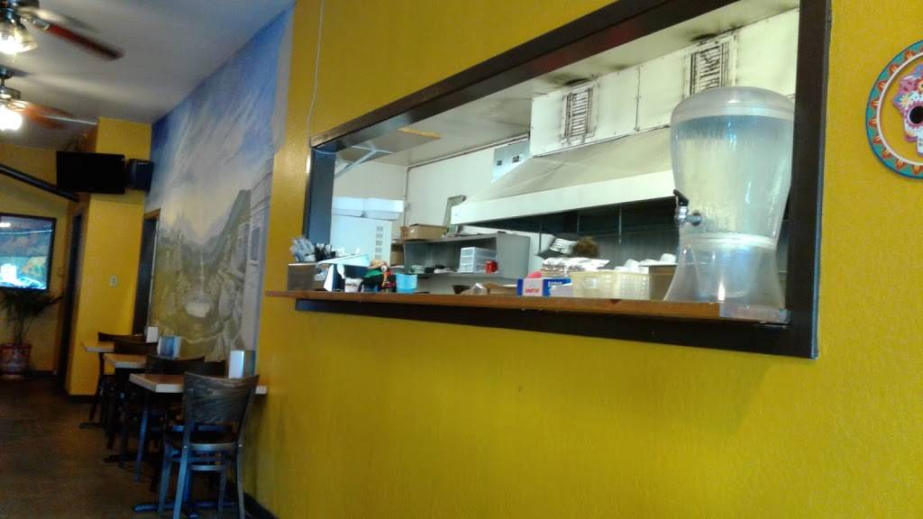 Rositas Taco Stop | restaurant | 1515 Woodside Rd, Redwood City, CA 94061, USA | 6503663090 OR +1 650-366-3090