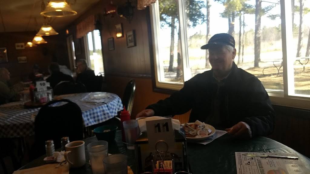 Pembine Family Restaurant | restaurant | N18770 US-141 #8, Pembine, WI 54156, USA | 7153245792 OR +1 715-324-5792