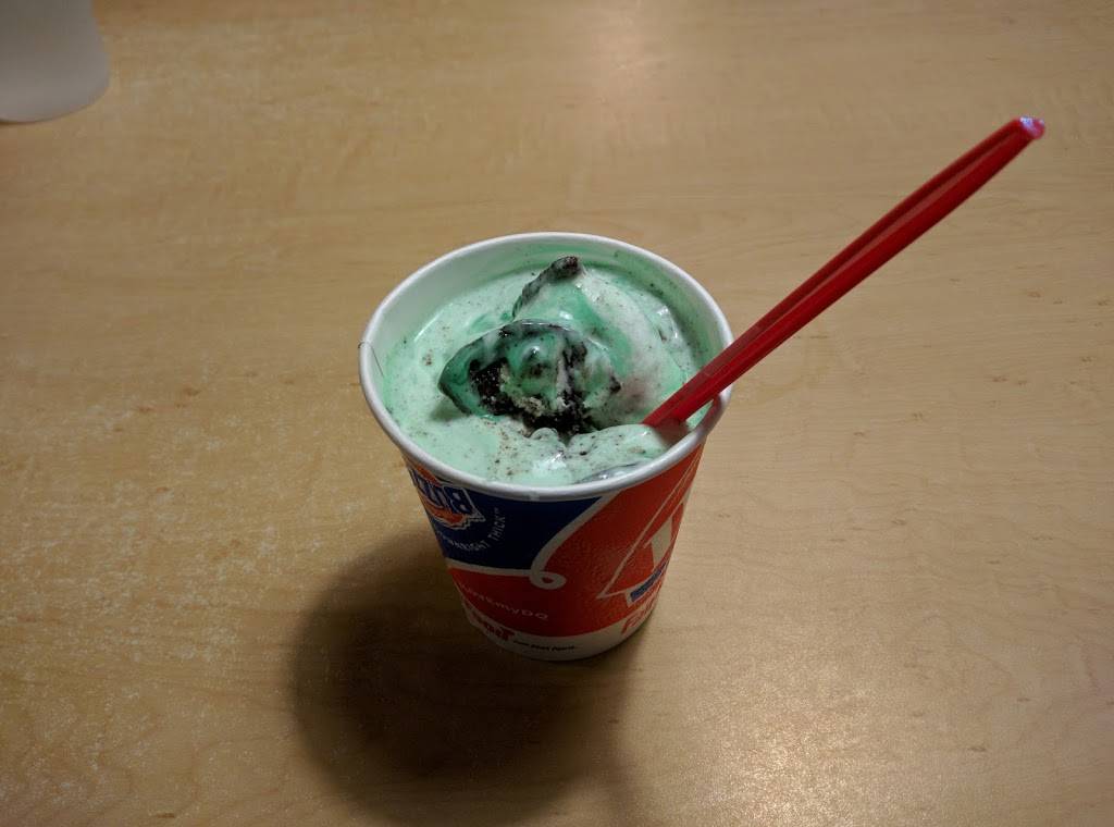 Dairy Queen Grill & Chill | restaurant | 1000 Estero Blvd, Fort Myers Beach, FL 33931, USA | 2394632300 OR +1 239-463-2300