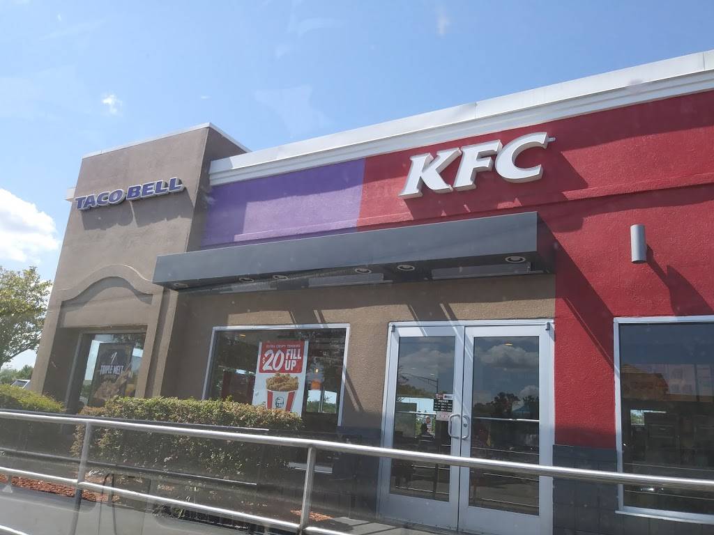 Taco Bell | meal takeaway | 4495 Roosevelt Blvd, Jacksonville, FL 32210, USA | 9043889341 OR +1 904-388-9341