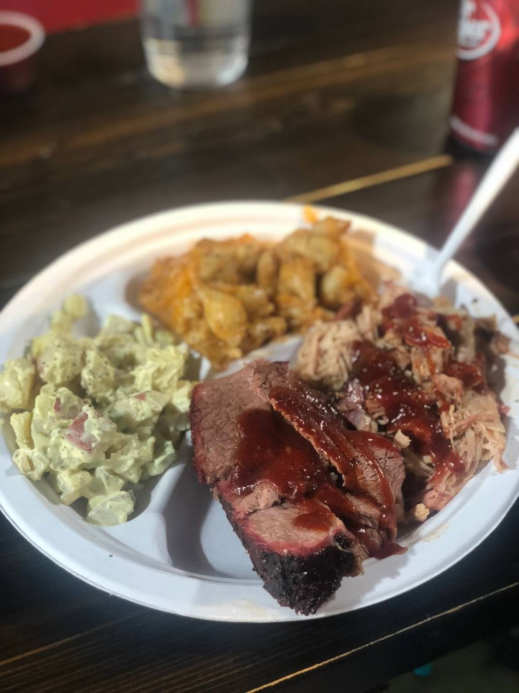 Rolling Smoke BBQ | restaurant | 2501 Dallas St, Aurora, CO 80010, USA | 7205734142 OR +1 720-573-4142