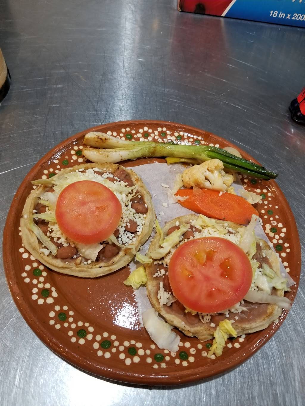 La Estancia | restaurant | 25 Forest Ave, Riverside, IL 60546, USA | 7085301830 OR +1 708-530-1830