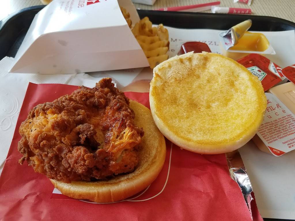 Chick-fil-A | restaurant | 3454 Historic Sully Way, Chantilly, VA 20151, USA | 7035952930 OR +1 703-595-2930